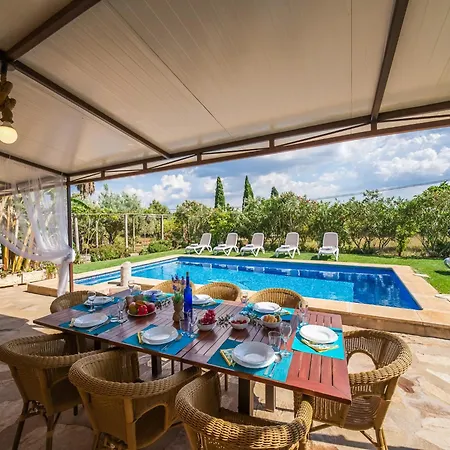 5 Bedroom Country House,