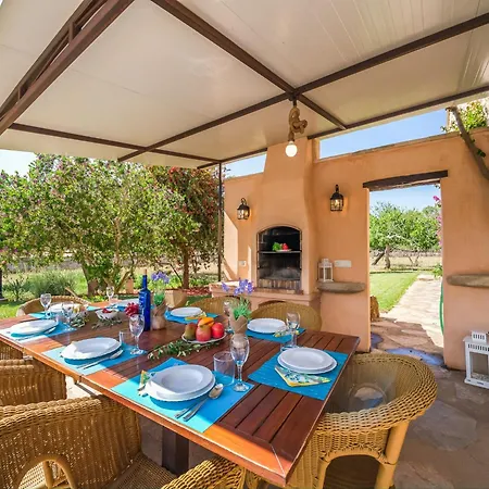 5 Bedroom Country House, Pollenca