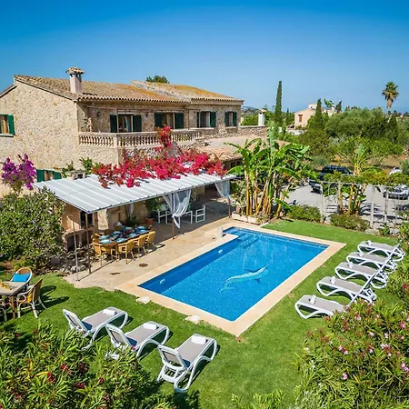 5 Bedroom Country House, Holiday home *