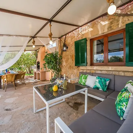 Holiday home 5 Bedroom Country House,
