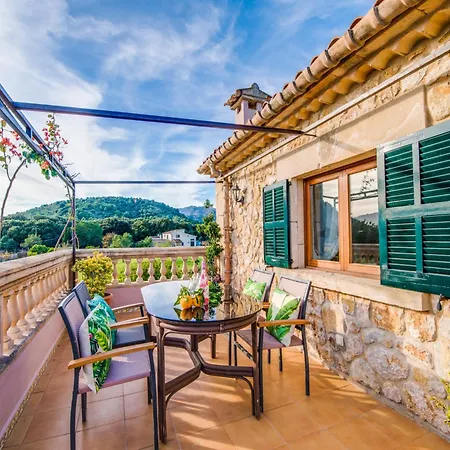 Holiday home 5 Bedroom Country House, Pollenca